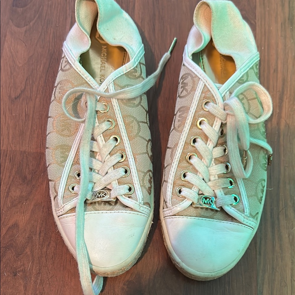 Michael Kors Women's Tan and White Sneakers